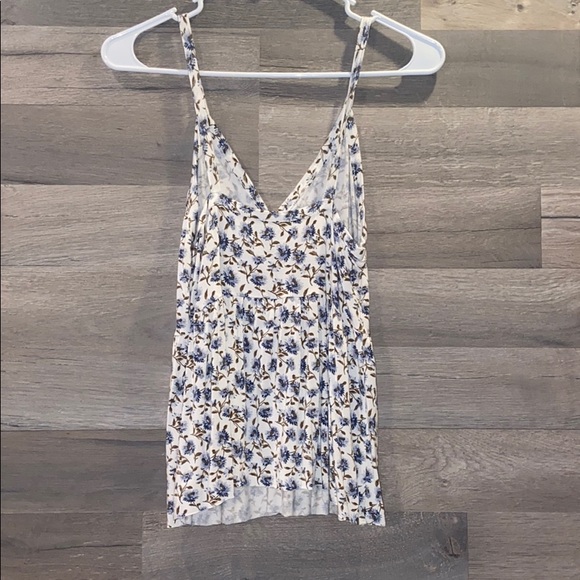 Top - Picture 2 of 4